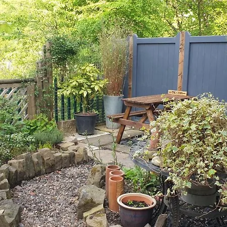 The Cabin - Great Views, Garden, Netflix, Near Town Hebden Bridge Exterior photo